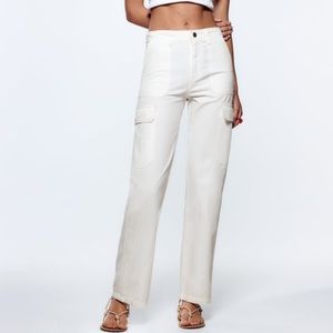 NWT Zara Straight Cargo Pants